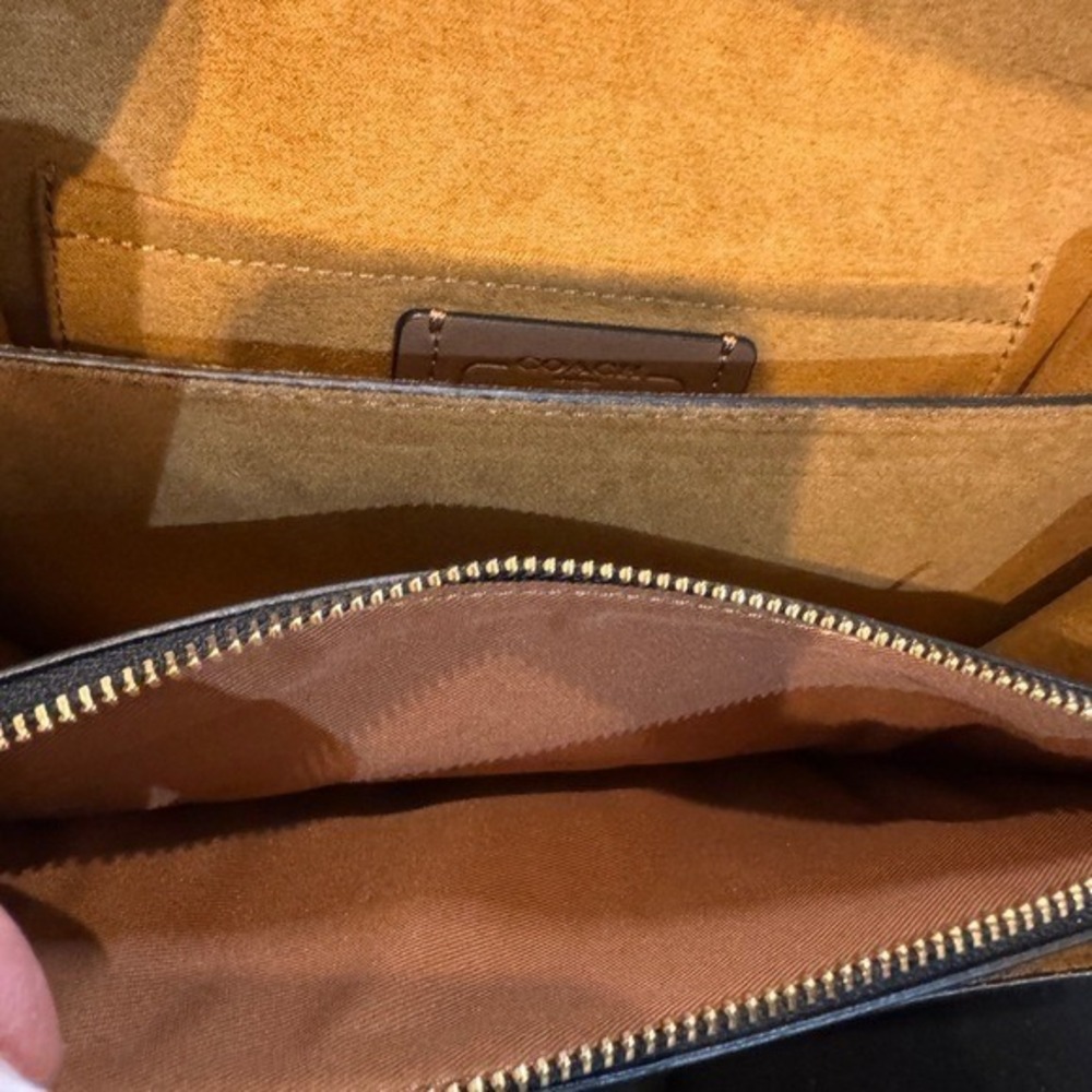 Coach Signature‎ Gold and Brown Crossbody Bag CD 866 Excellent - Picture 7 of 8